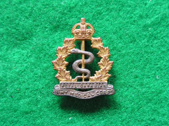 WWII Royal Canadian Army Medical Corps Badge